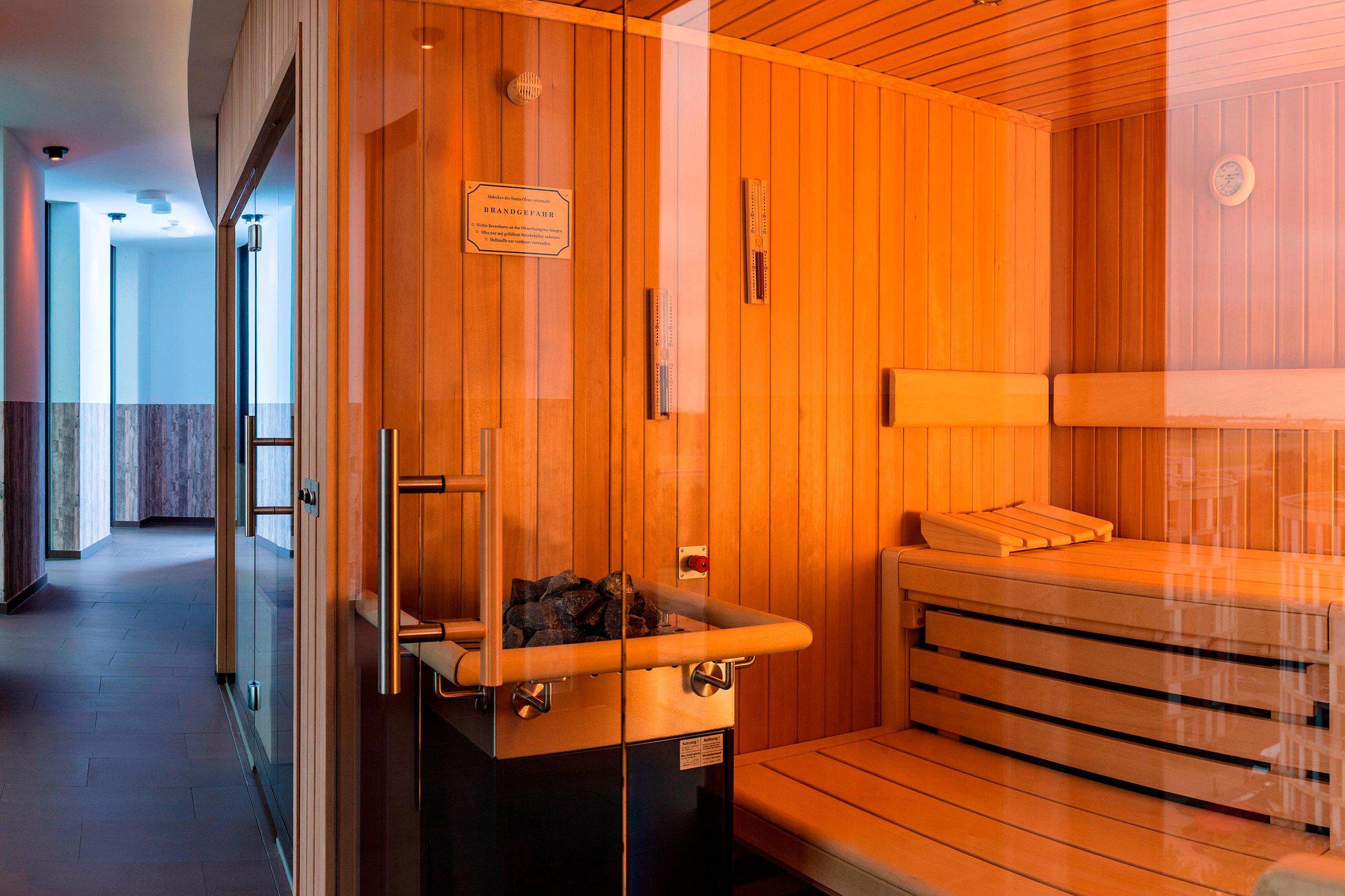 Hotel Nordport Plaza, Hamburg-Airport, a Tribute Portfolio Hotel - Closed, Südportal 2 in Norderstedt