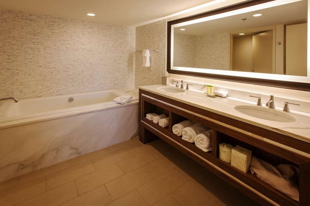 Images DoubleTree by Hilton Hotel Pittsburgh - Green Tree