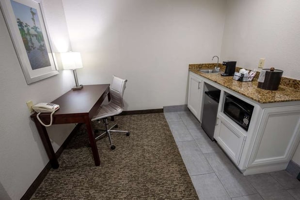 Images Best Western Plus Vermilion River Inn & Suites