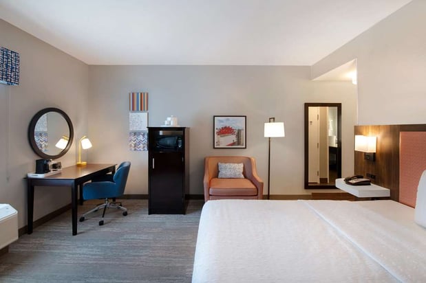Images Hampton Inn & Suites Harvey/New Orleans West Bank