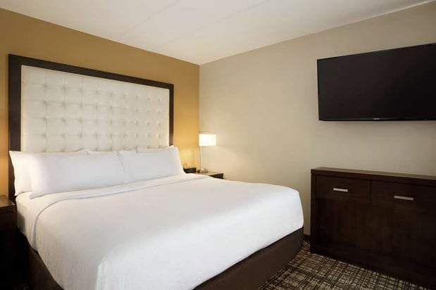 Images Embassy Suites by Hilton Oklahoma City Downtown Medical Center