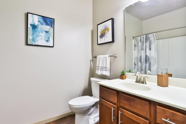 Images Residences at the Streets of St. Charles Apartment Homes