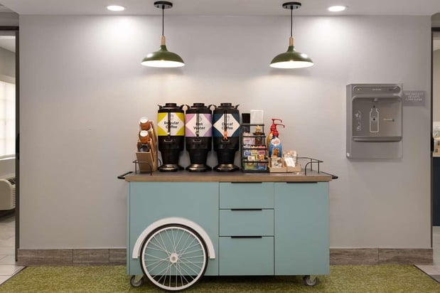 Images Spark by Hilton Rock Springs