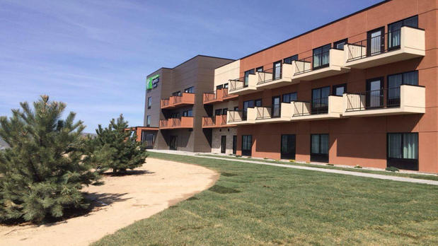 Images Holiday Inn Express & Suites Pocatello by IHG