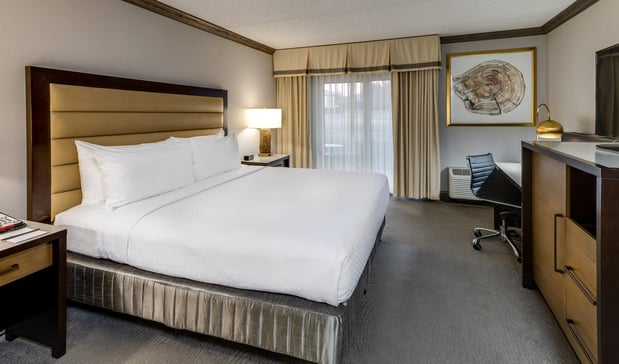 Images Crowne Plaza Resort Asheville by IHG