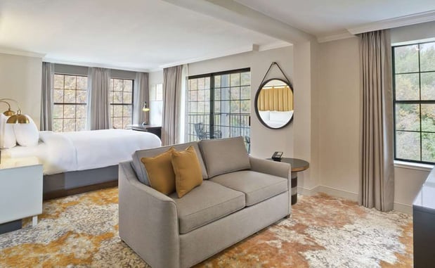 Images The Inn at Saratoga, Tapestry Collection by Hilton