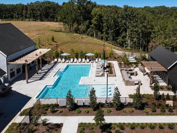 Images Advenir at Flowery Branch