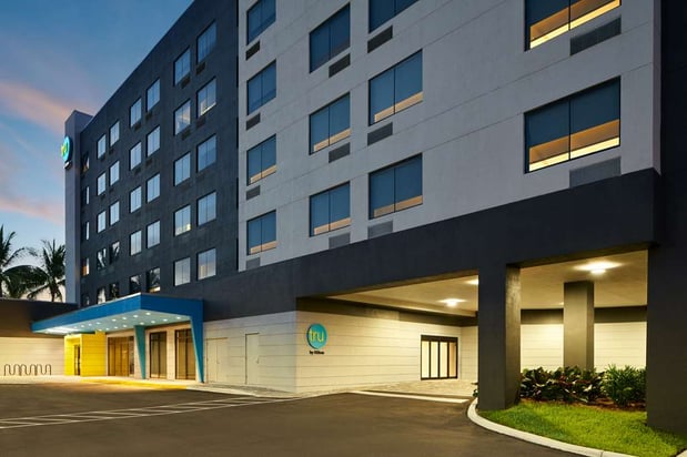 Images Tru by Hilton Ft. Lauderdale Airport