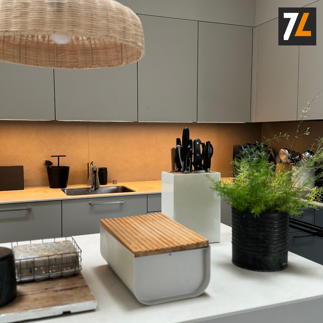 Zerbini Sàrl, Meisenweg 20 in Biel/Bienne