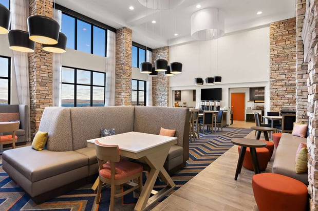 Images Hampton Inn & Suites by Hilton Petoskey