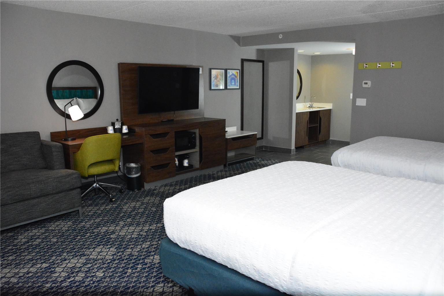 Guest room 