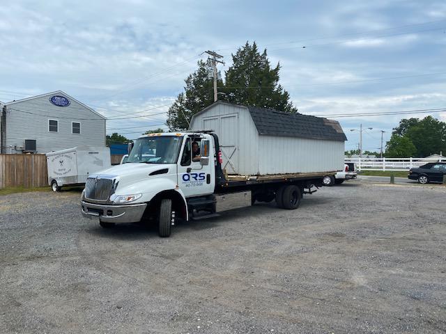 Quality Roadside Service and Towing Photo