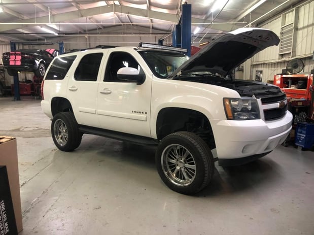 Images Accelerate Auto Repair and Collision