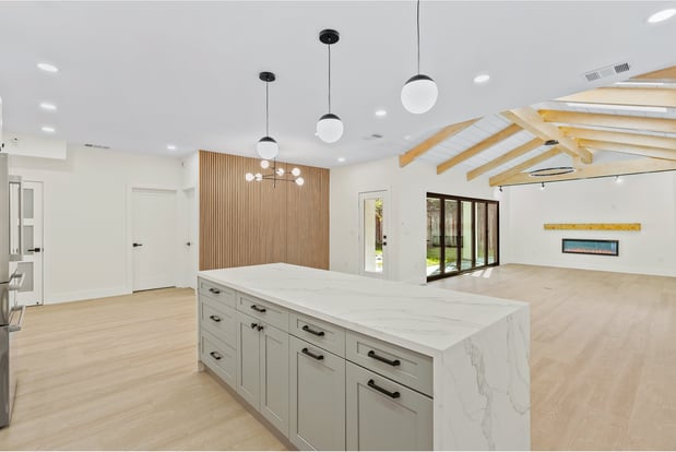 Images Monteon Builders Inc
