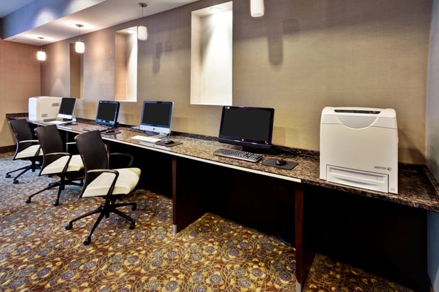Images Holiday Inn Detroit Metro Airport by IHG