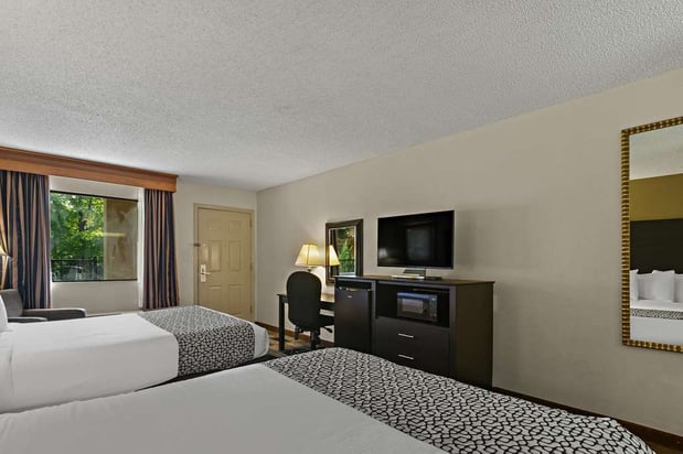 Images Best Western Windsor Suites