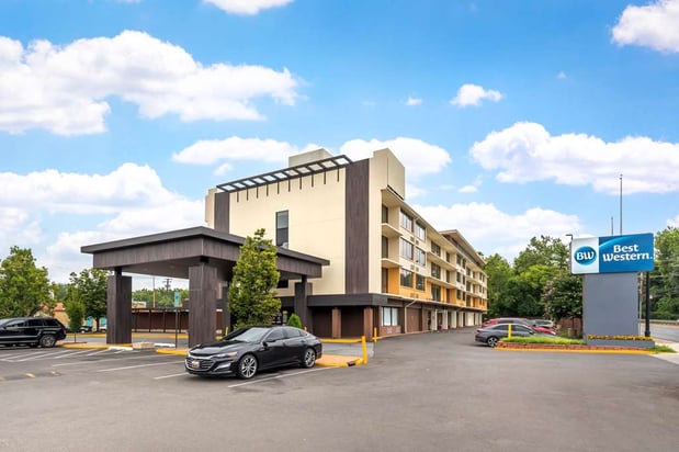 Images Best Western Plus Laurel