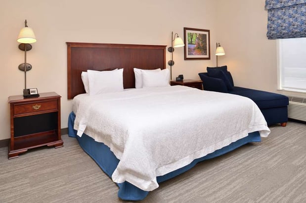 Images Hampton Inn Harrisonburg - South
