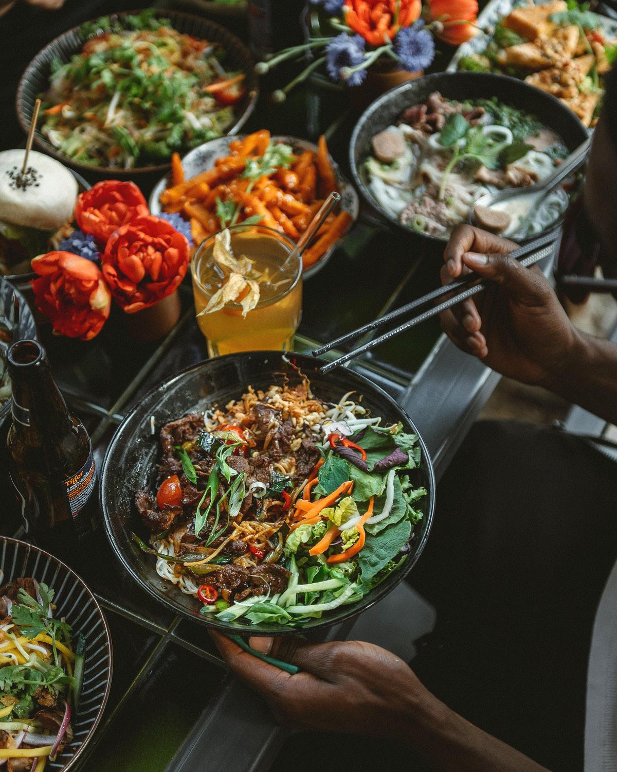 PHO - Noodlebar (Zoo), Hardenbergplatz 2 in Bezirk Charlottenburg-Wilmersdorf