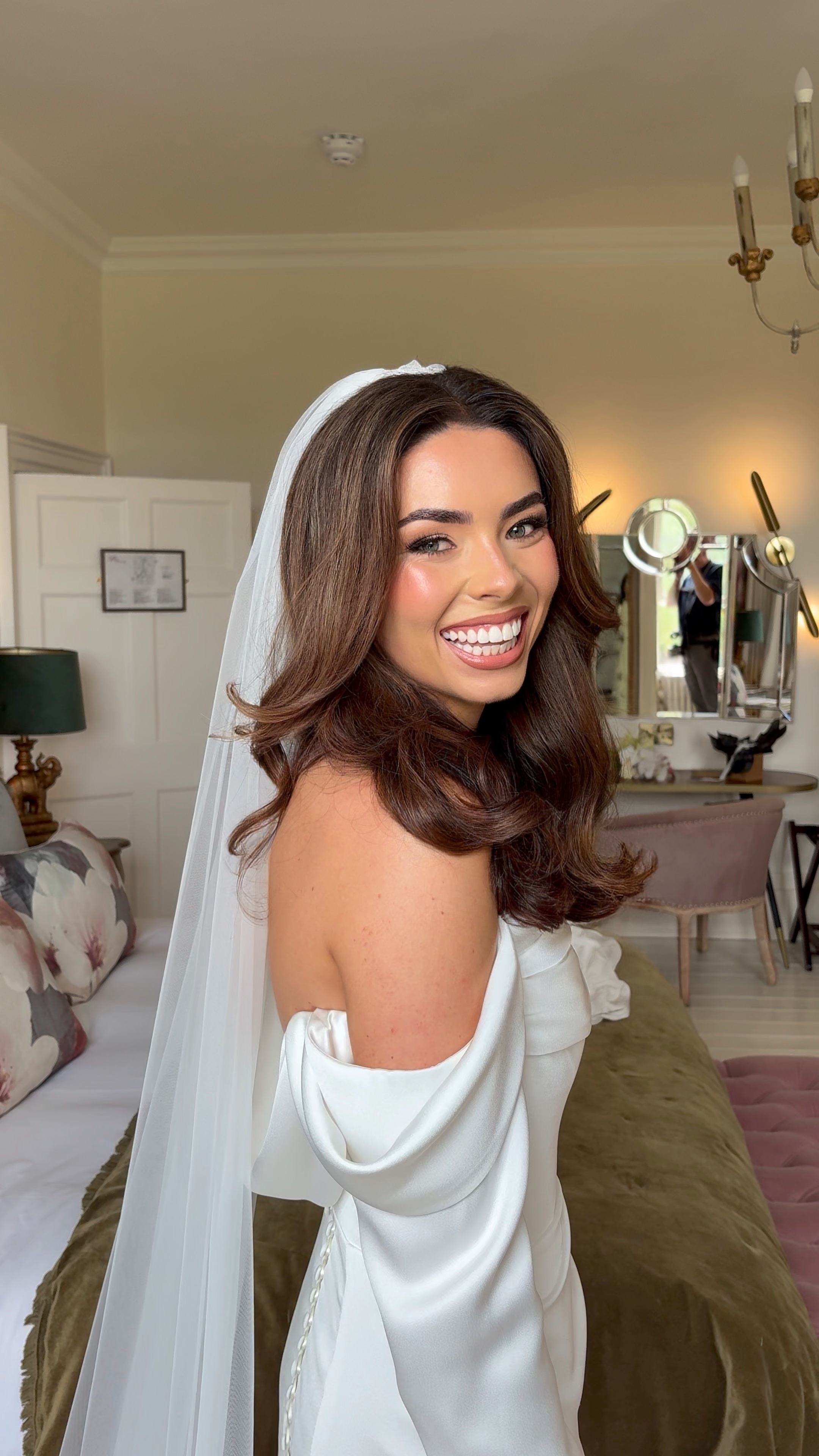 Whyte Crown Bridal Hair 33