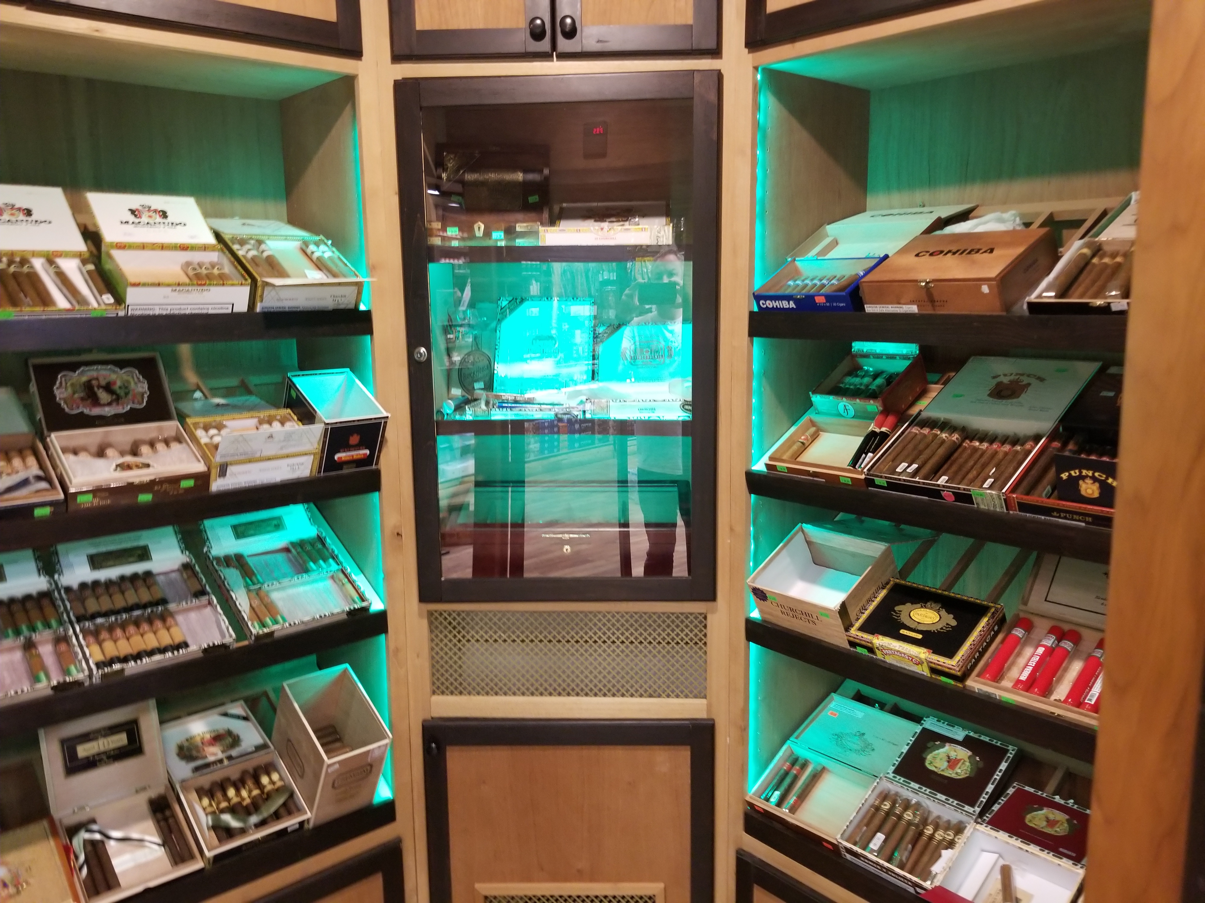 House Of Vapes CBD Kratom Smoke Shop Riverton UT Photo