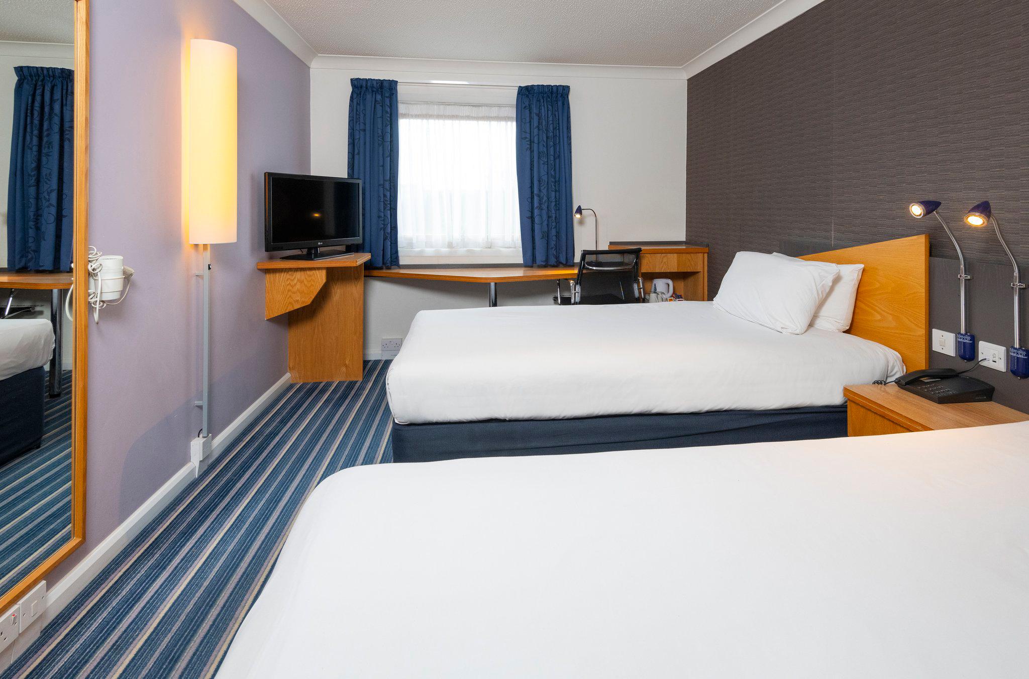 Images Holiday Inn Express London Chingford-Nth Circular, an IHG Hotel