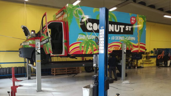 Images 123 Invest OY / CarHelp Tuusula / Castrol Service / First Stop Tuusula