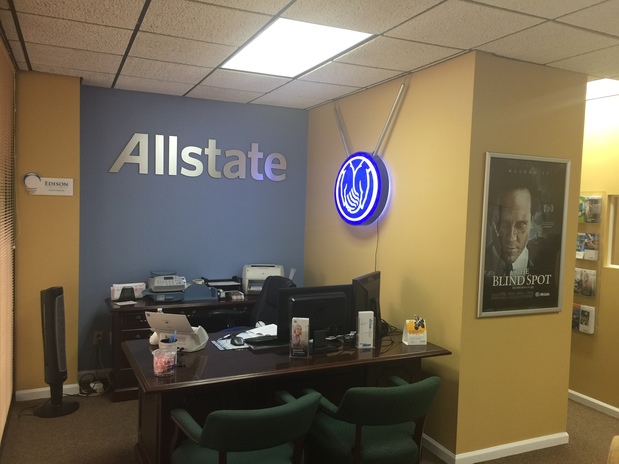 Images Nicholas DeRosa: Allstate Insurance
