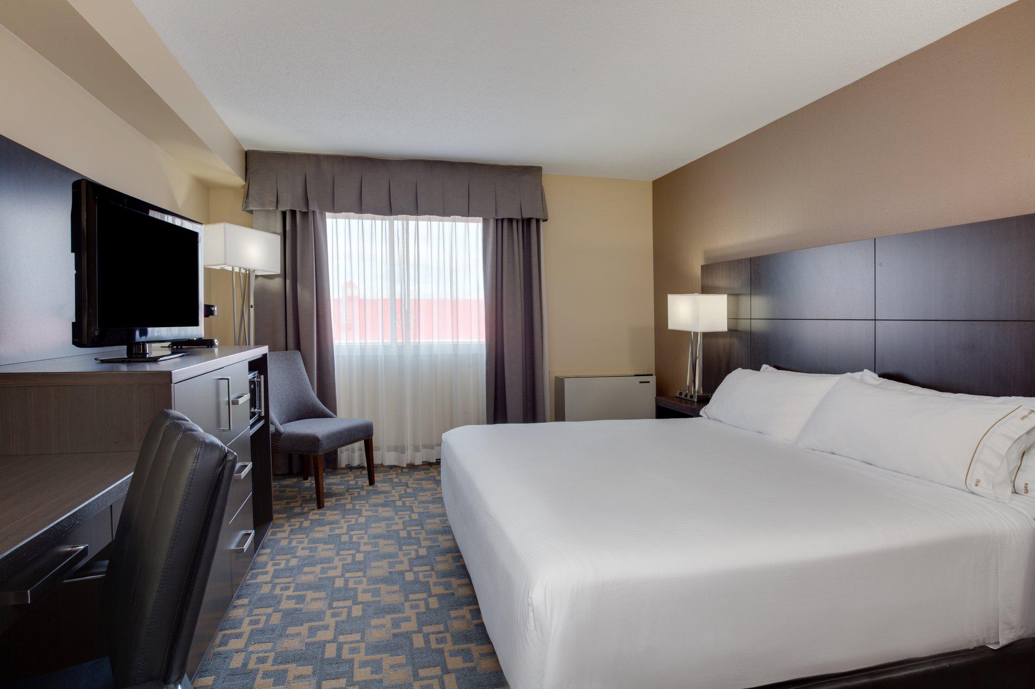 Images Holiday Inn Express & Suites Fredericton, an IHG Hotel