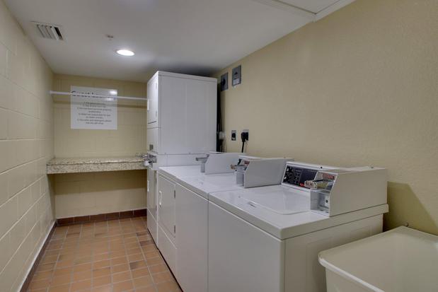 Images Holiday Inn Resort Orlando Lake Buena Vista by IHG