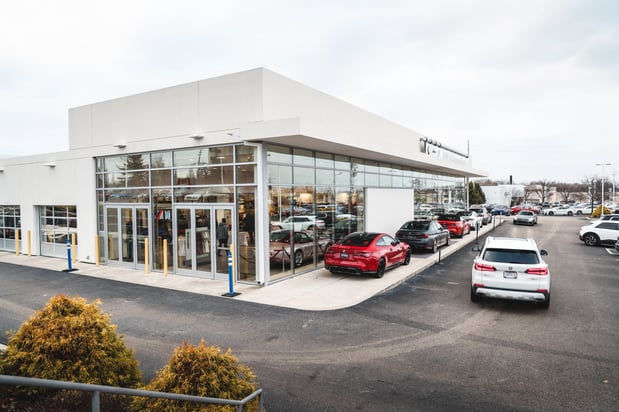 Images BMW of Cincinnati North