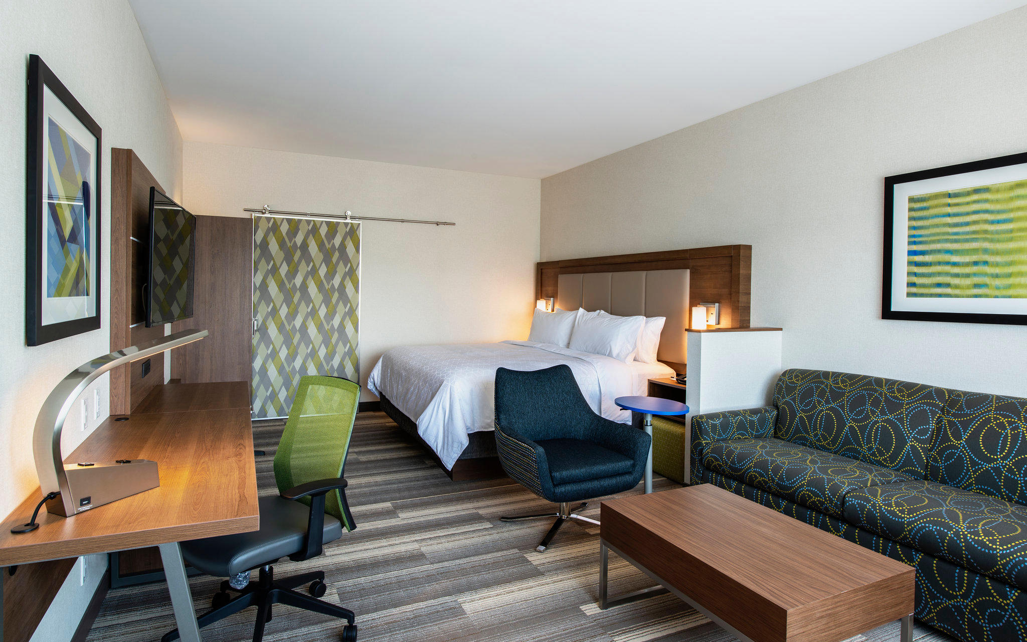 Images Holiday Inn Express & Suites Kelowna - East, an IHG Hotel