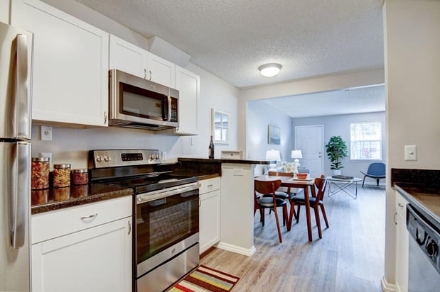 Images Oakwood Townhomes: Lake Worth FL Apartments