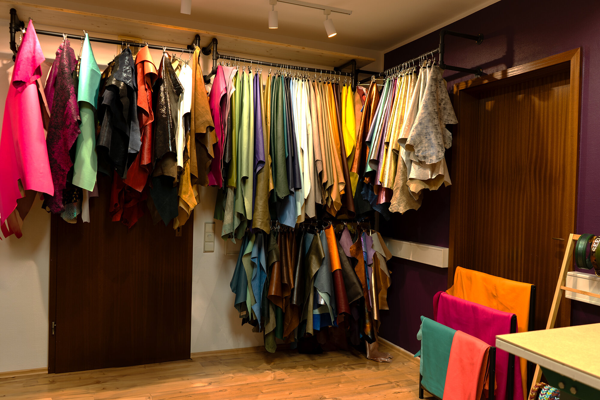 Dog Couture by Lisa in Eppstein