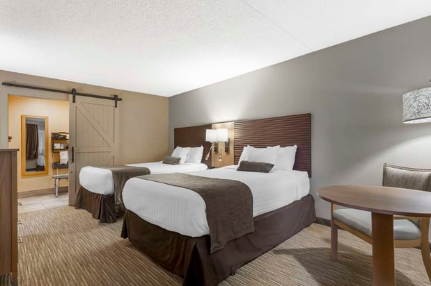 Images Best Western Plus Landing View Inn & Suites