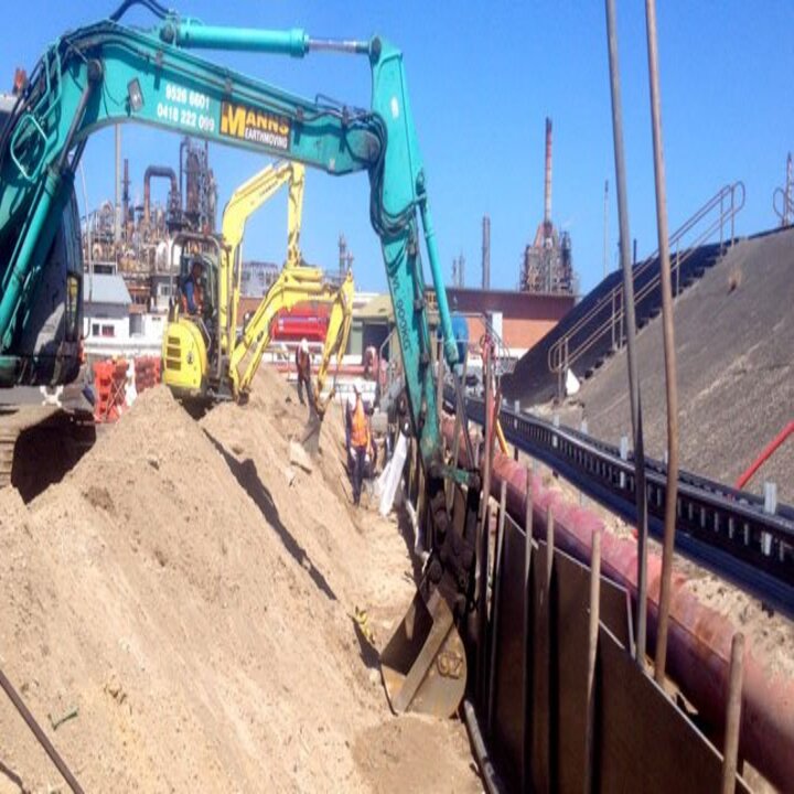 Images Mann's Earthmoving