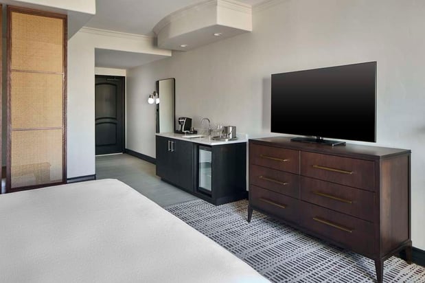 Images Bellasera Hotel & Suites Paso Robles, Tapestry by Hilton