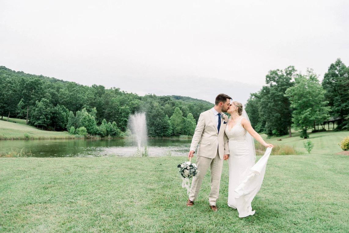 Image 7 | Brenwood Lake Weddings