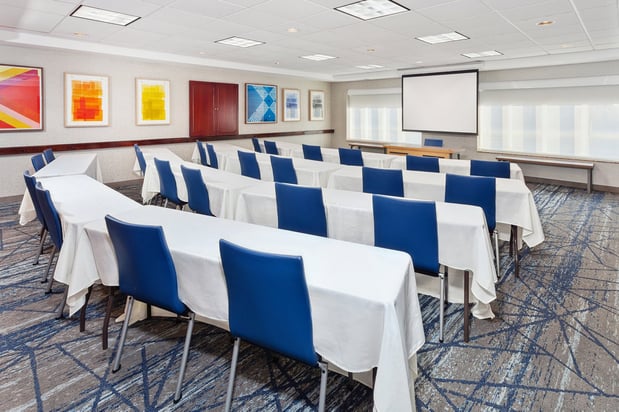 Images Holiday Inn Express & Suites Urbana-Champaign (U of I Area) by IHG