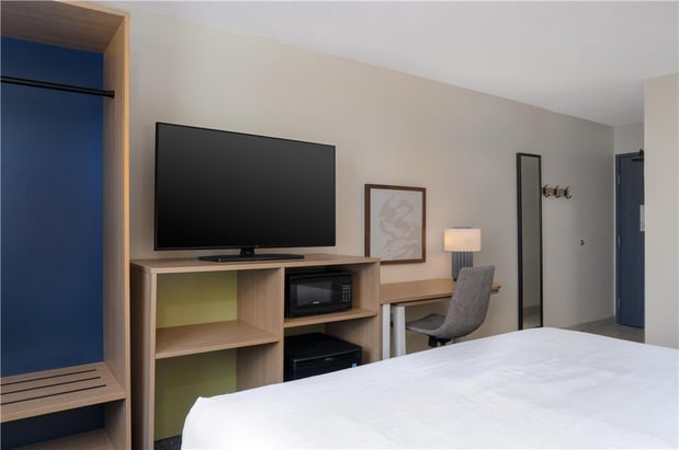 Images Spark by Hilton Carlisle South