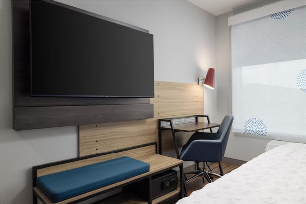 Images Tru by Hilton Cleveland