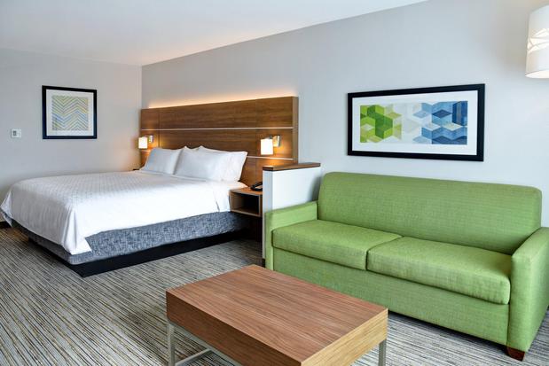 Images Holiday Inn Express & Suites Ottawa, an IHG Hotel