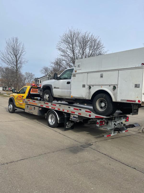 Professional towing and recovery company!