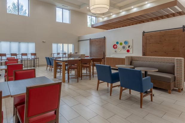 Images Holiday Inn Express Indianapolis - Southeast by IHG