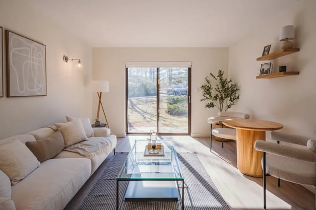 Images Up House Apartments