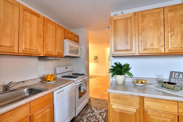 Images The Carlyle Apartment Homes