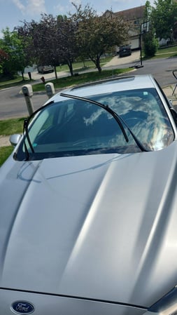Images Skyview Auto Glass Walled Lake