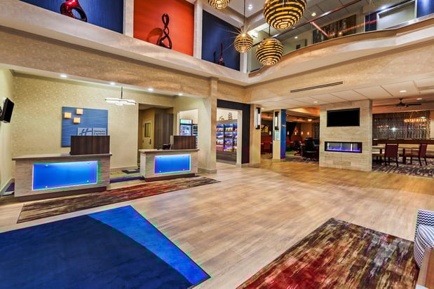Images Holiday Inn Express & Suites Houston East by IHG