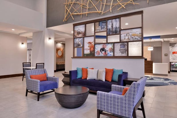 Images Hampton Inn & Suites Legacy Park-Frisco