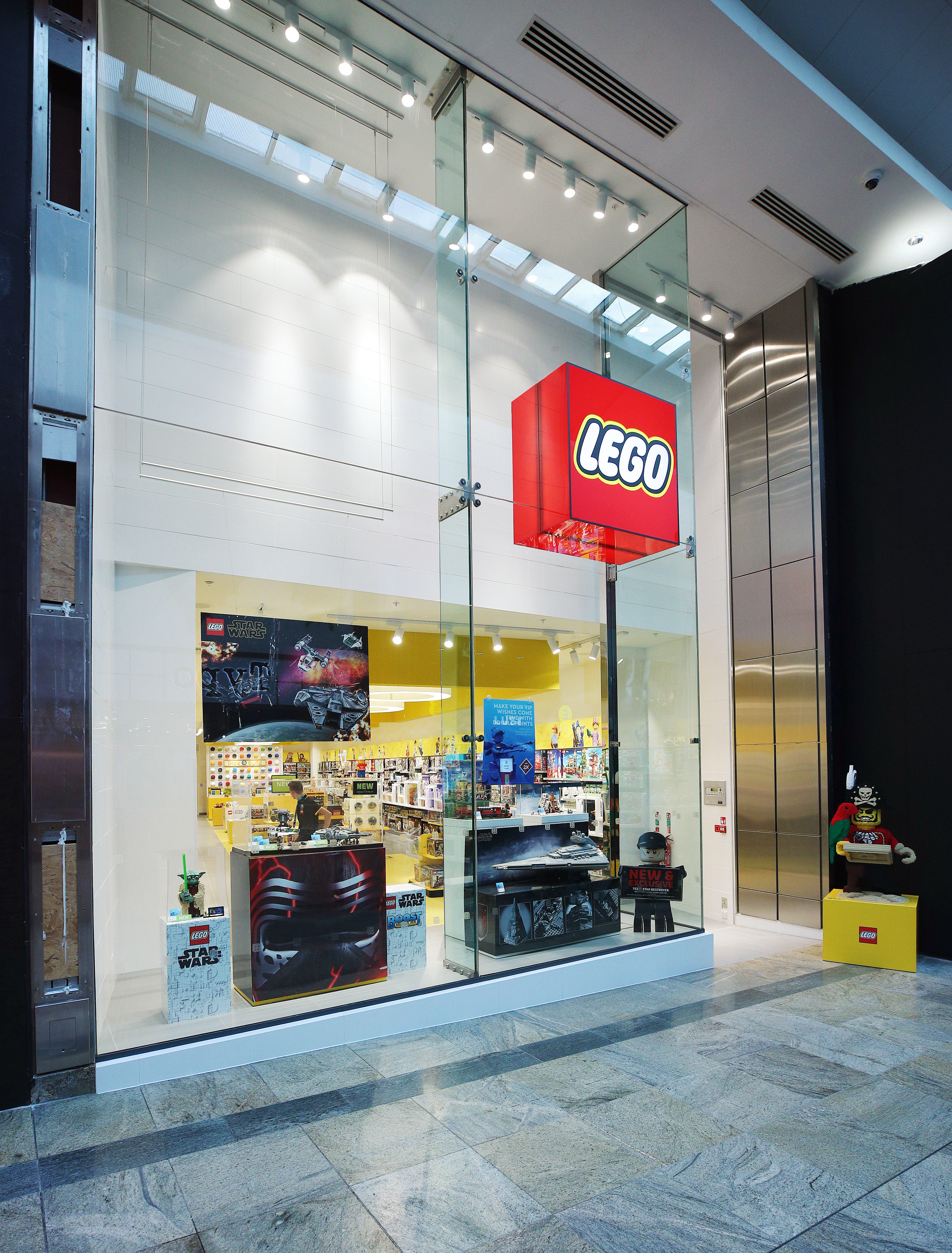 Images The LEGO® Store Southampton West Quay